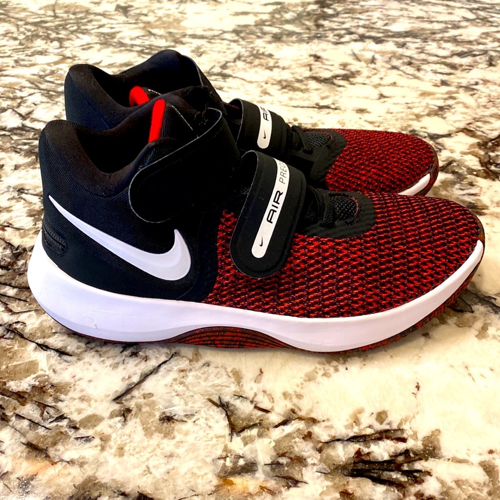 Nike Air Precision II Men’s Sneaker size 6.5 W Like New